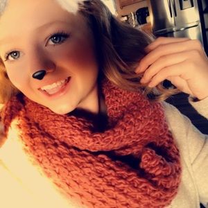 Meet your Posher, Shelby